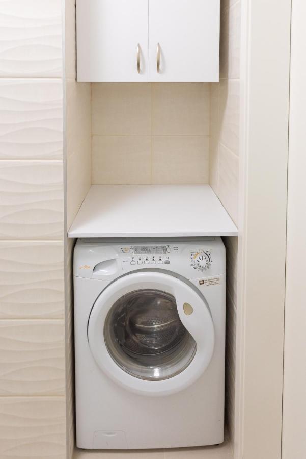 Sweet Home Apartman , 30Sqm Studio, Free Private Parking, Mountain View, Balcony, 20 Min From Downtown Budapest Extérieur photo