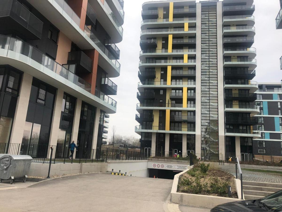 Sweet Home Apartman , 30Sqm Studio, Free Private Parking, Mountain View, Balcony, 20 Min From Downtown Budapest Extérieur photo